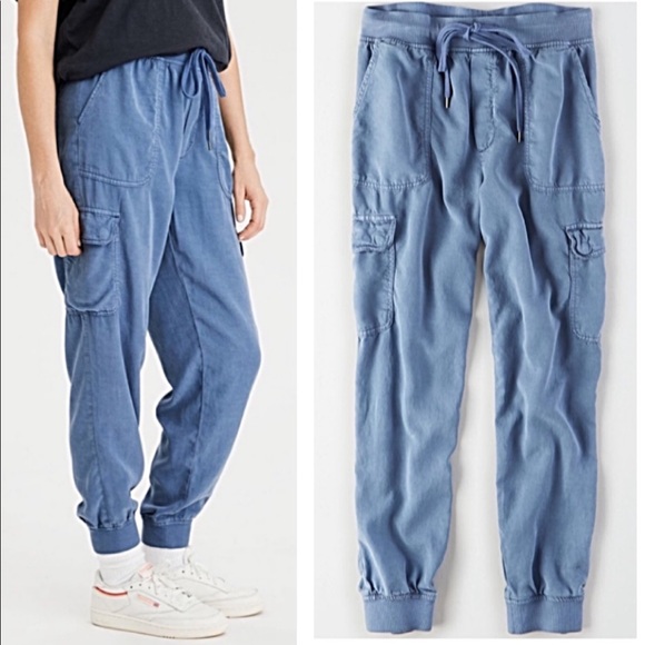 ae cargo joggers